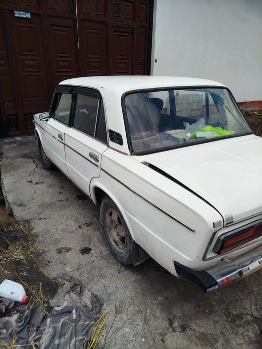 Jiguli 2106 sotiladi