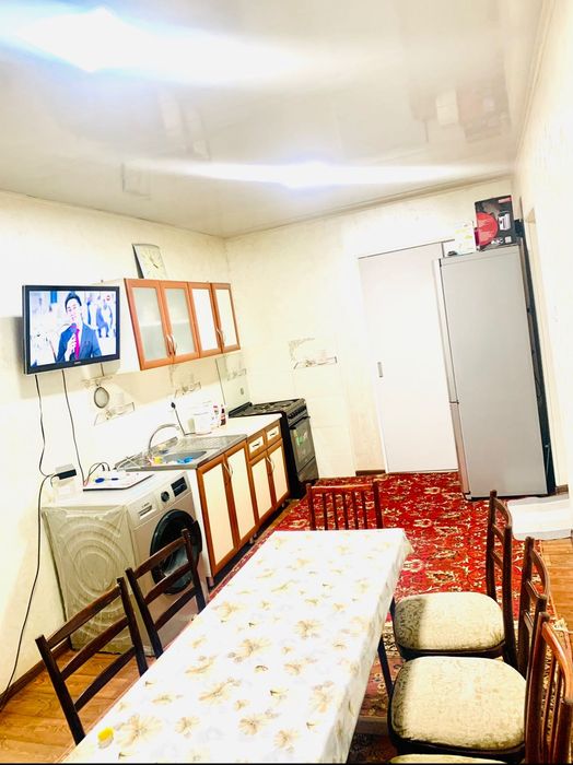 Срочно Квартира сотилади Куйлик -5 массив.Нархи келишилади.