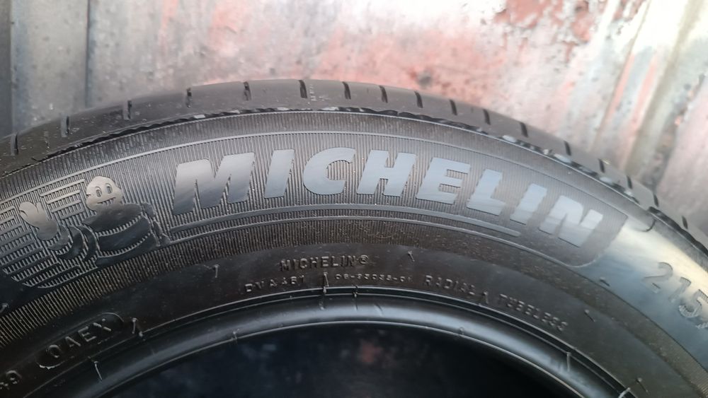 215/60/16 Michelin