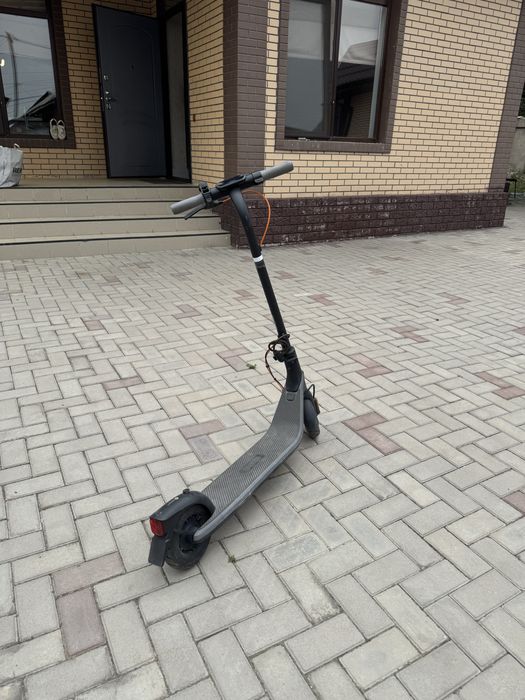 Электро сомакат Ninebot E2 PLUS