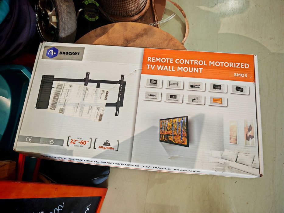 Suport TV motorizat A+ Bracket SM03 cu telecomanda 32-60 inch, 40kg - NOU sigilat