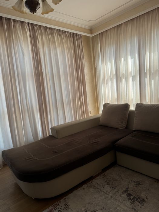Ъглов Диван без следи от употреба