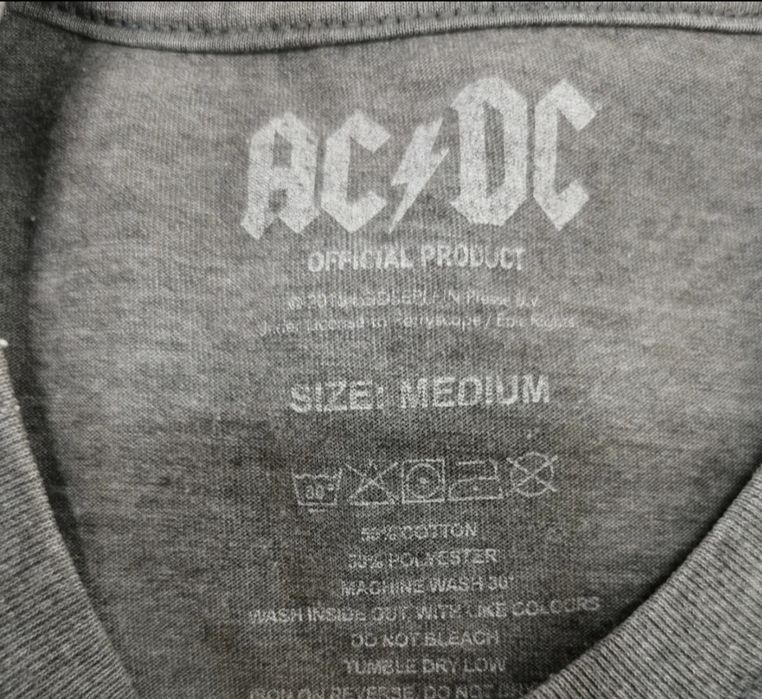 Tricou rock AC / DC, masura S - M.