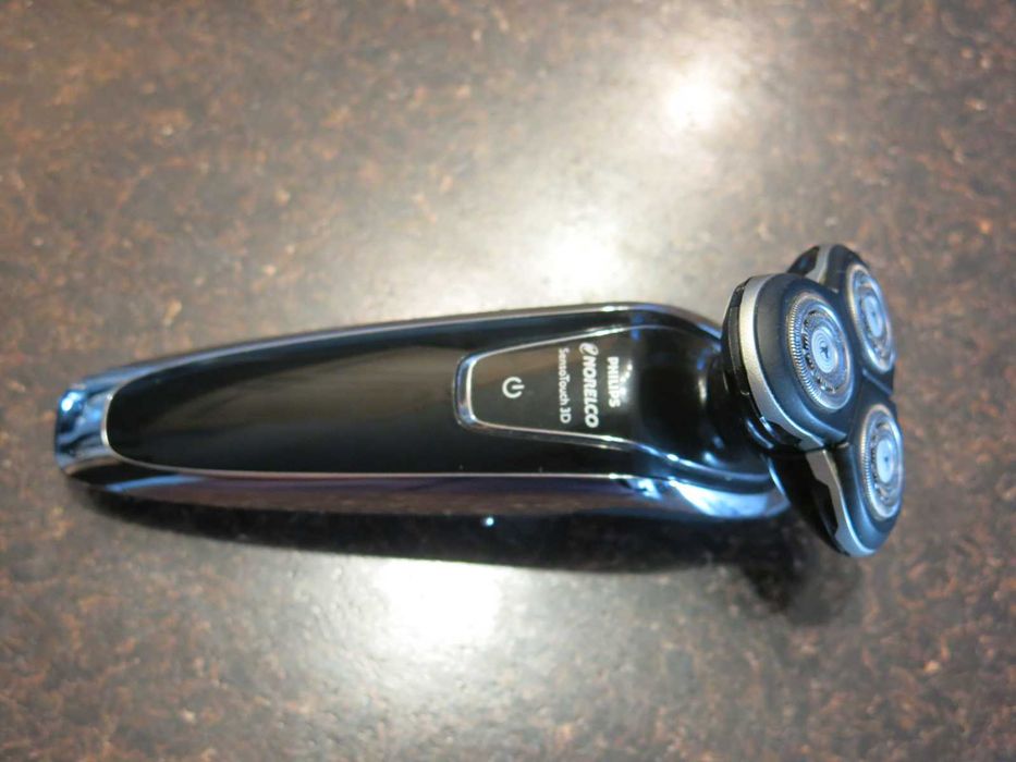 Безжична електрическа самобръсначка Philips Norelco SensoTouch 3D