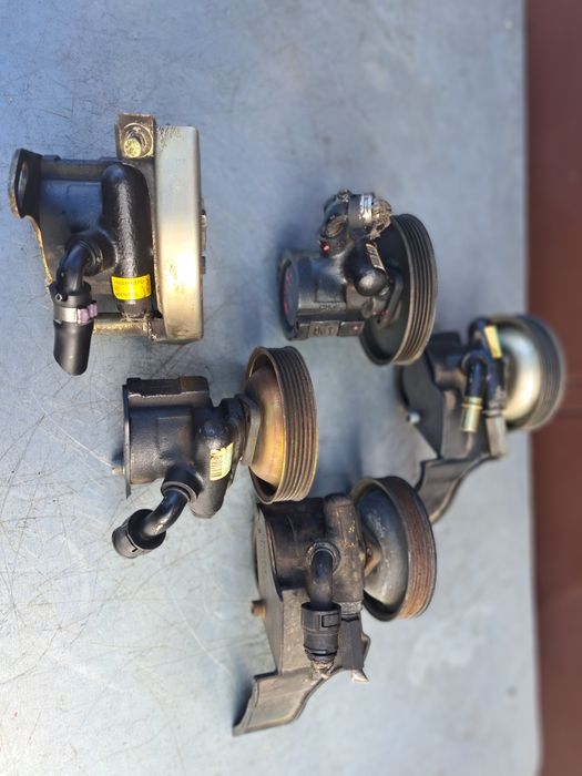 Pompă servo directie Alfa Romeo Fiat Lancia 1.2i 1.4i  1.7 1.9 2.4TD