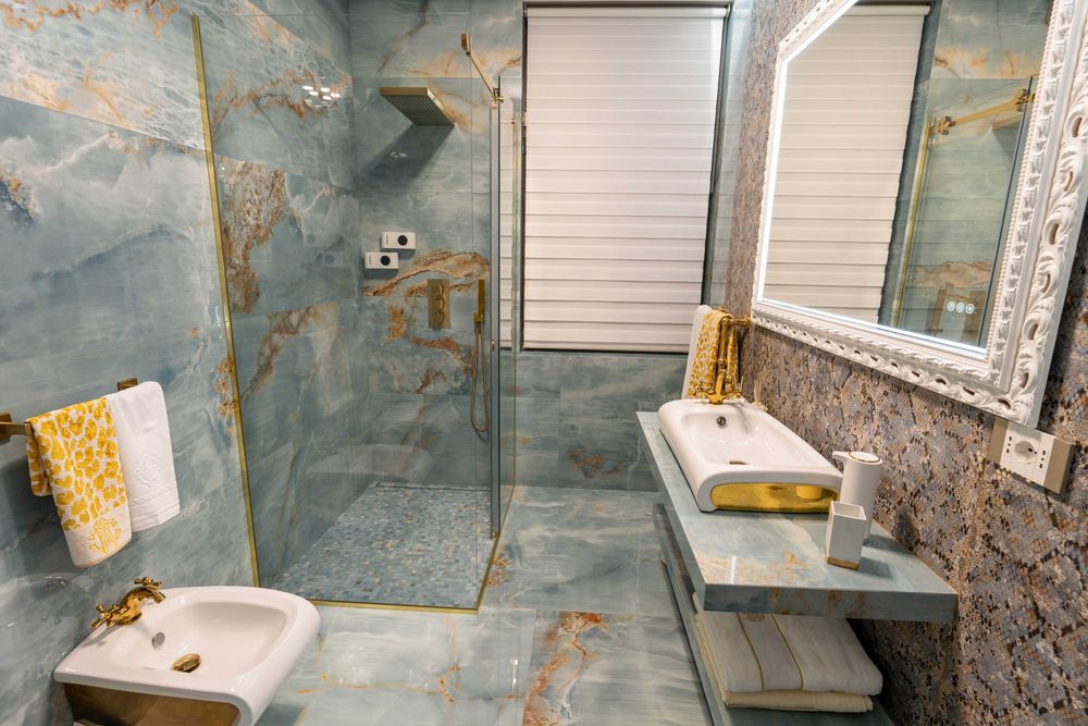 Proprietate Premium de vânzare | 142 MP | Ultracentral – STR. EROILOR | Autorizată pentru regim hotelier