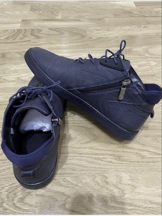 Ботинки кожаные демисезон 39-40 размер