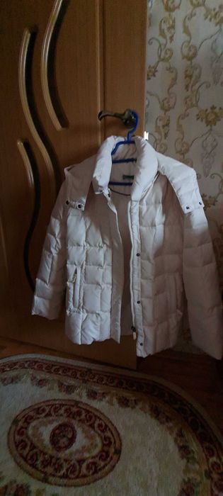 jacheta dama Montego,crem deschis,marime 36-38,UK 10