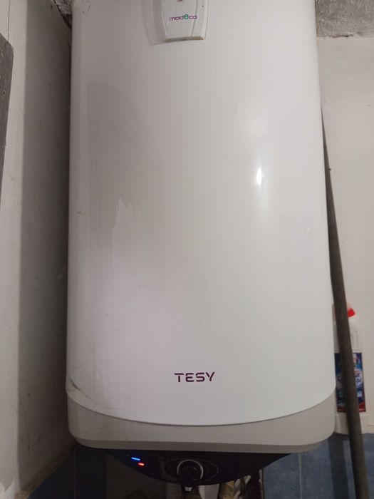 Продавам бойлер Теси