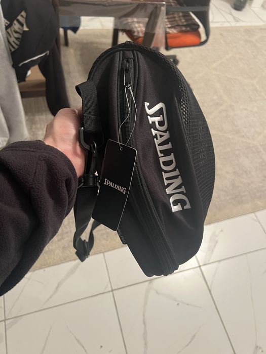 Продам сумку Spalding