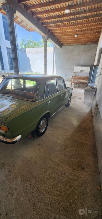 1975 yil Jiguli 21011