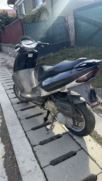 Aprilia leonardo 150