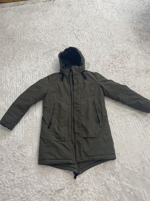 Зимняя теплая куртка