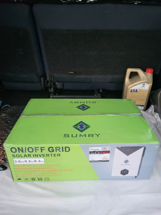 Vând invertor 48v Hibrid de 6.2kw