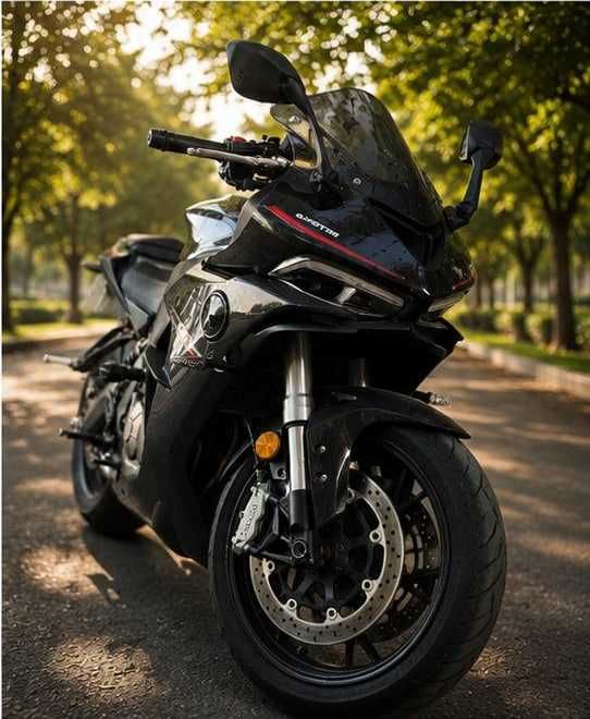Мотоцикл QJ MOTOR 600RR