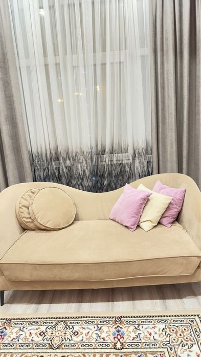 Продам диван в б/у