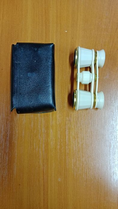 Продам театральный бинокль