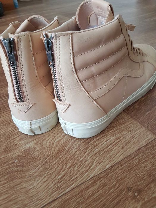 Мъжки кожени кецове VANS