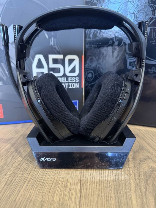 Продавам слушалки Astro A50 Gen4