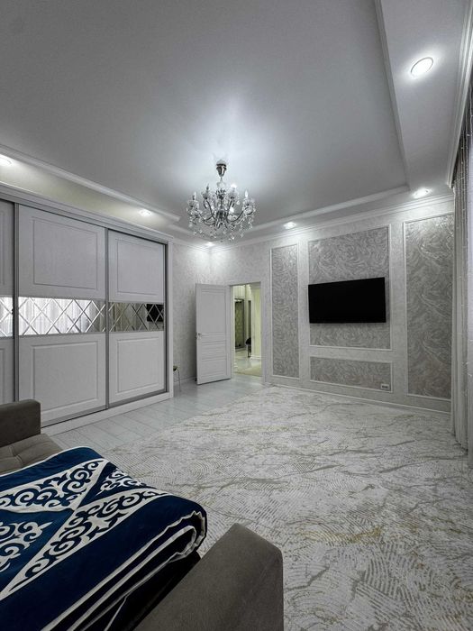 Продам 4х комн кв Нектар