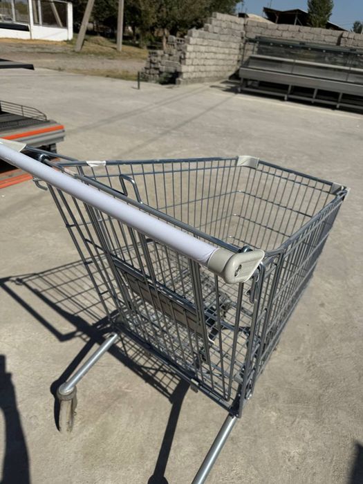 Тележка для магазинов и супермаркетов
