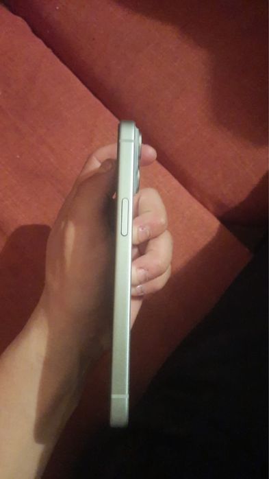 Айфон15  сатылады