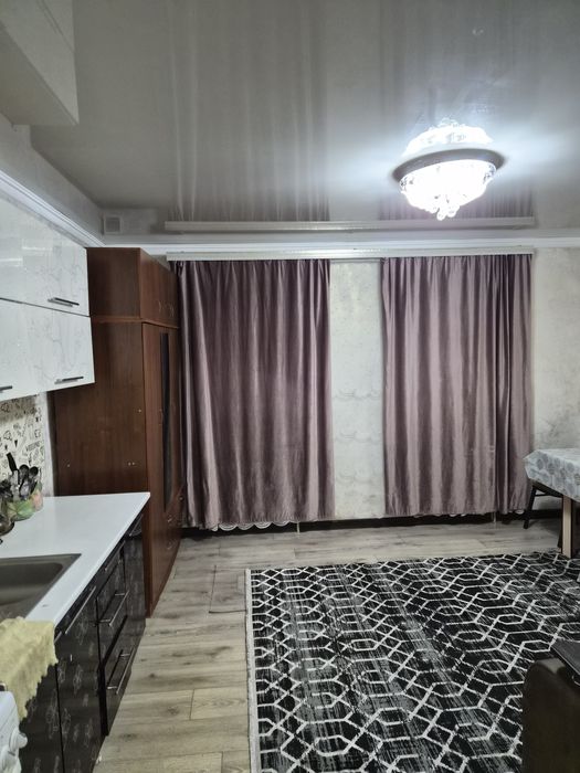 Двухкомнатная кухня студия