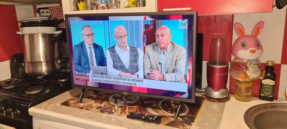 Smart Lg 81 cm = 400 lei