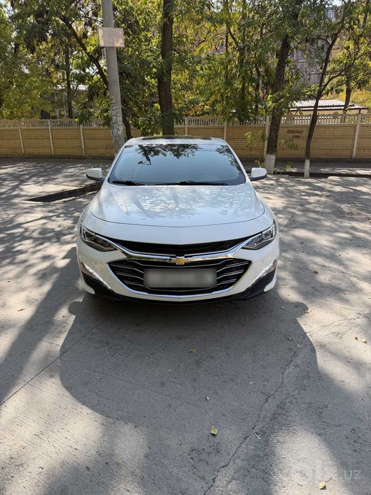 Chevrolet Malibu 2