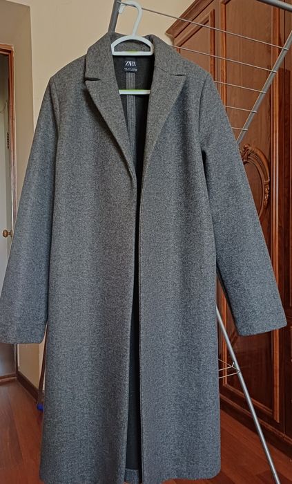 Пальто демисезонное " Zara"