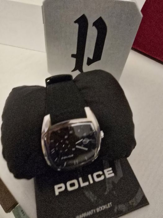 Vand ceas barbati police original