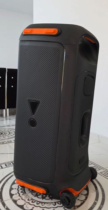 Vand boxa jbl 710 800W RMS