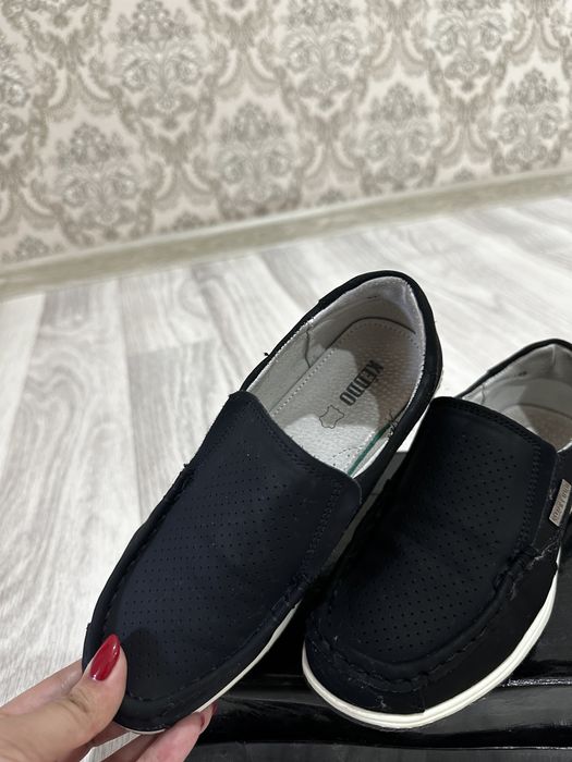 Туфли на мальчика 33размер