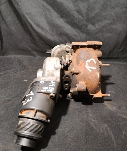Turbina turbo turbosuflanta 2.0 TDI 03L145701 Audi Q5 8R seria
