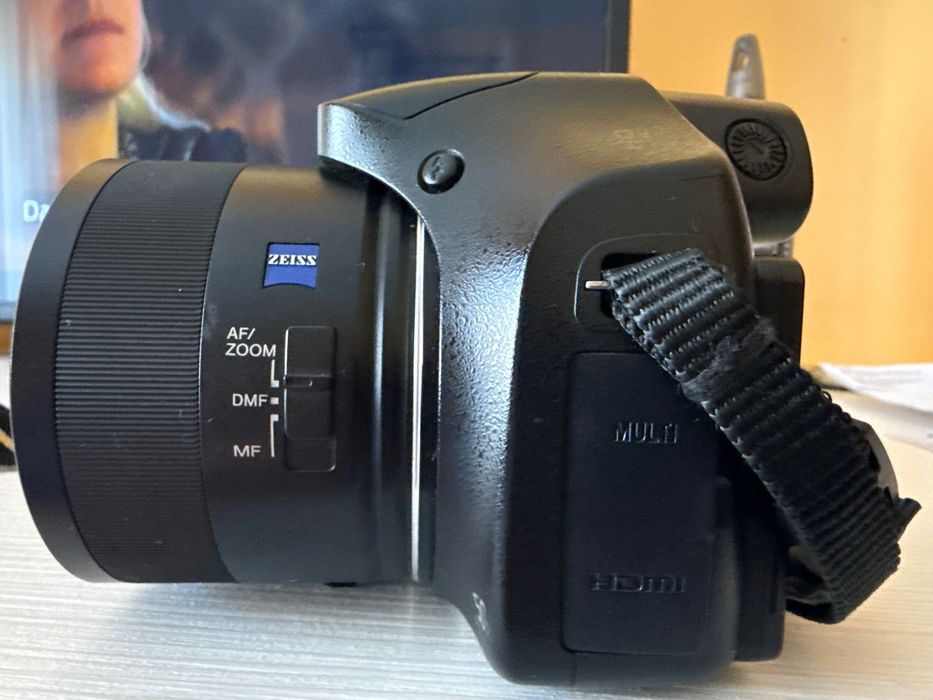 Sony DSC-HX350 – stare impecabilă, zoom optic 50x, complet cu încărcător și baterie
