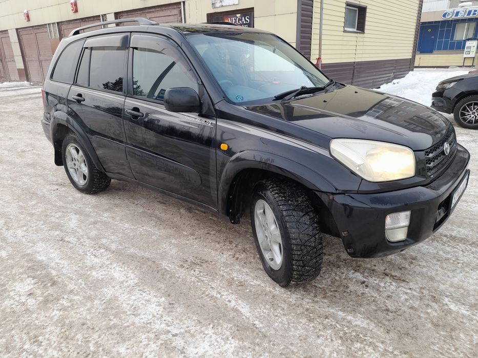 Тайота  Раф4 2001г