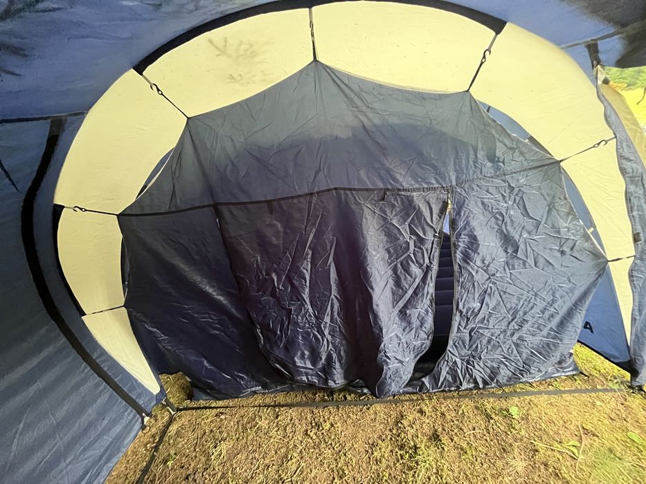 Oferta - Cort camping 6 persoane