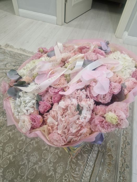 Продам букет цветов