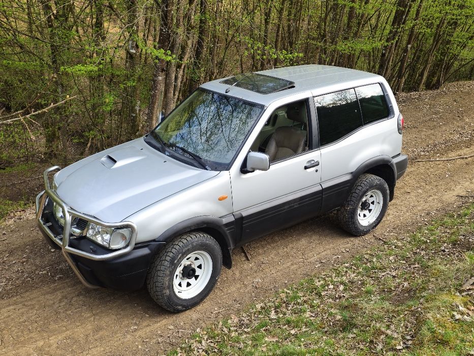 Nissan Terrano/ UTILITARĂ/ Trapă electrică