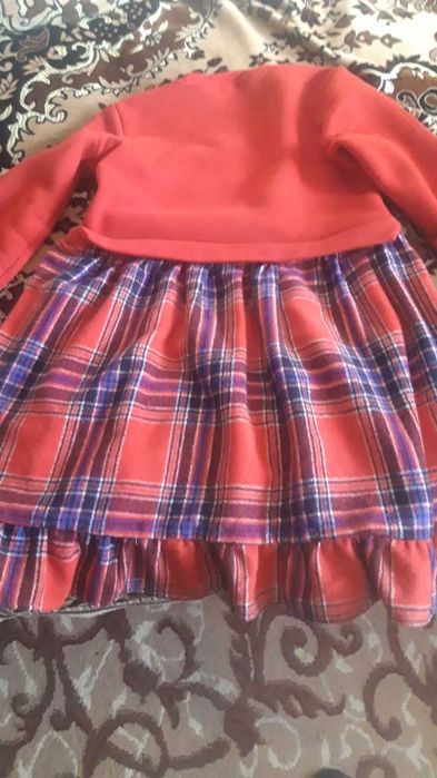 Яркое платье для девочек