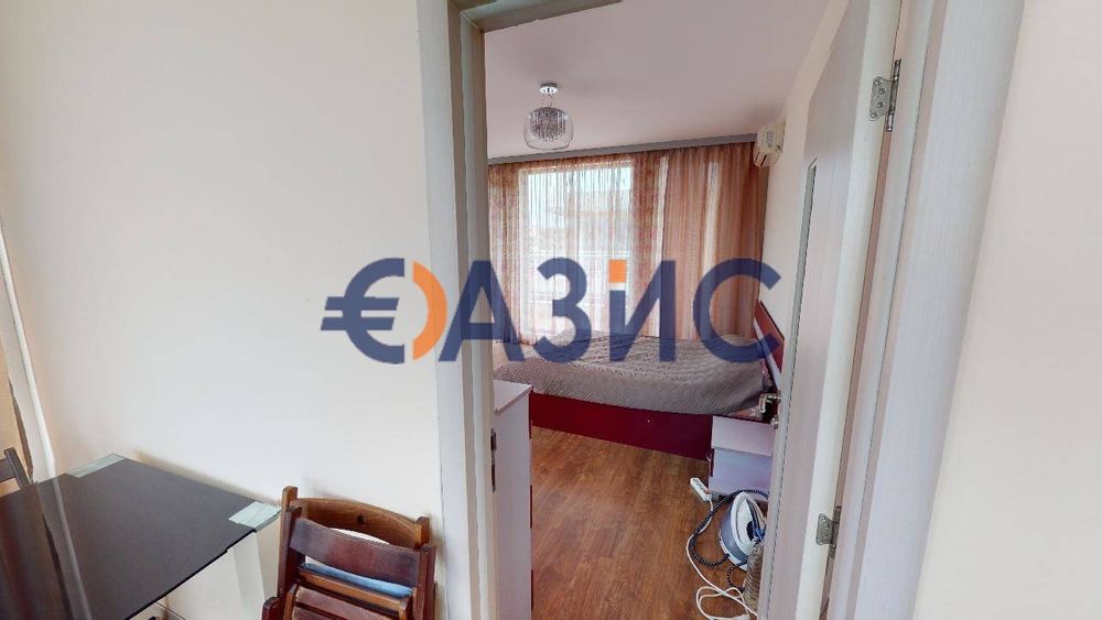 Продава се Тристаен апартамент в Поморие - 106 кв.м за 1557 €/кв.м - Снимка #4