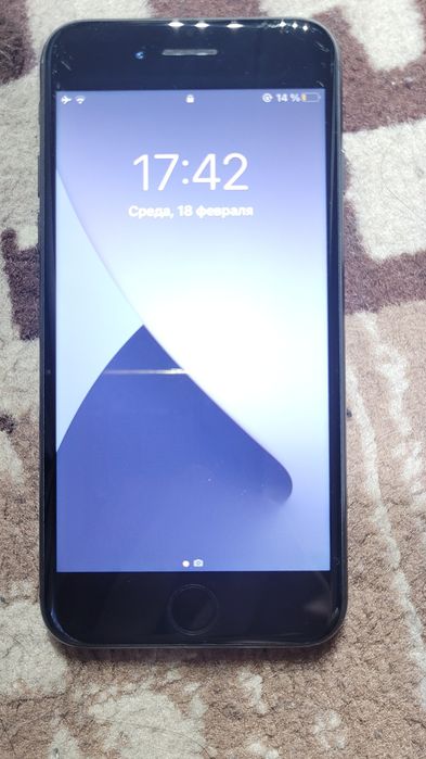 Iphone 7 2/32gb в отличном состоянии