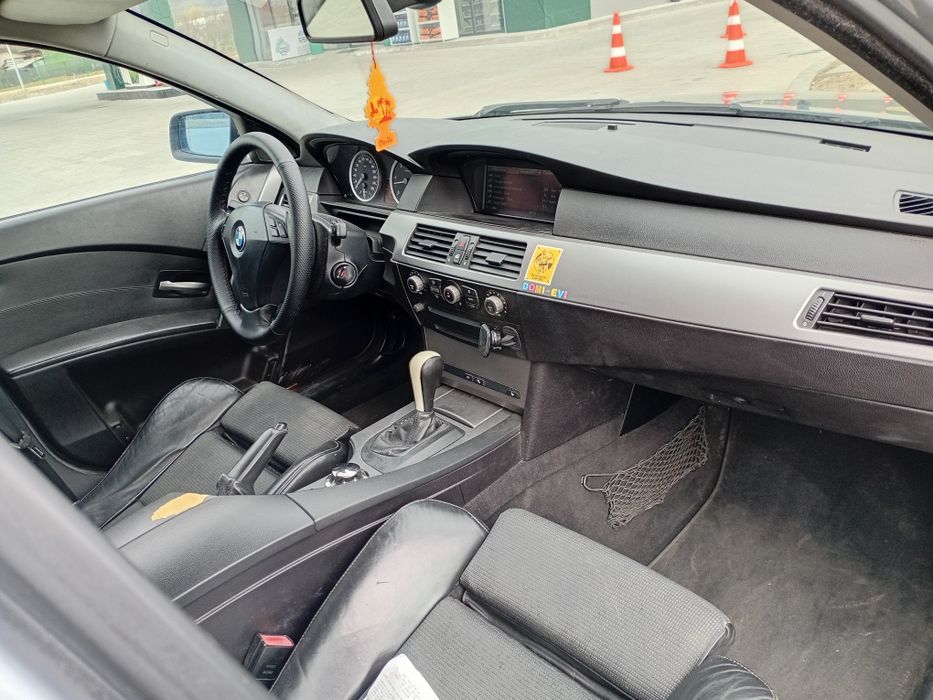 Dezmembrez Bmw e61/e60 525d
