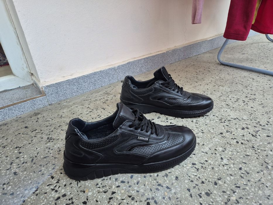 Мъжки спортно-елегантни сникърси Кавалер