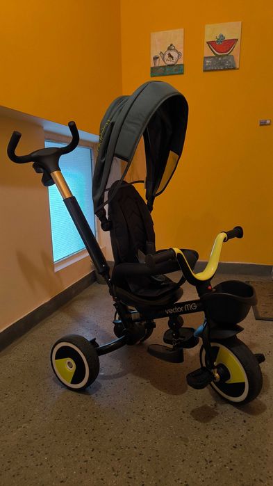 Детска триколка-велосипед CHIPOLINO ВЕКТОР MG 360° АВОКАДО