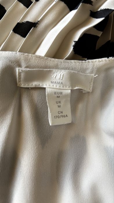Рокля H&M с прихлупване