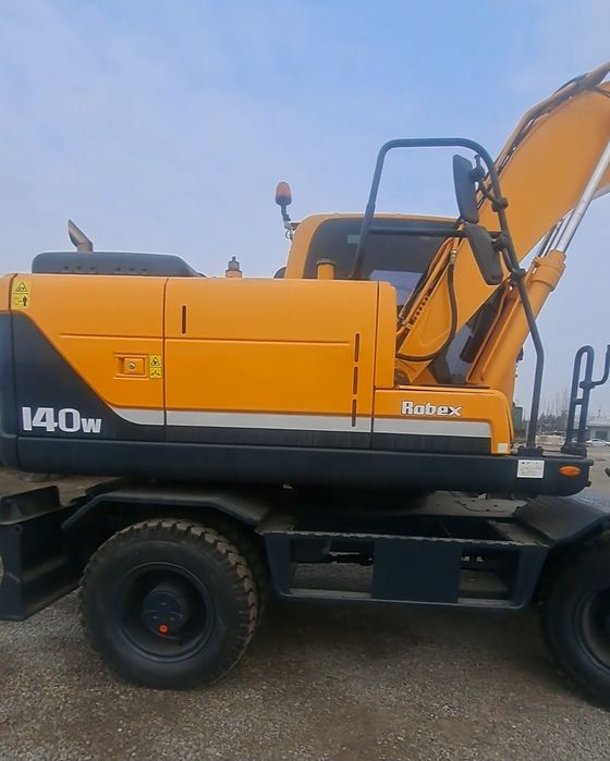 Ekskavator va Samosval oylik ijaraga beriladi