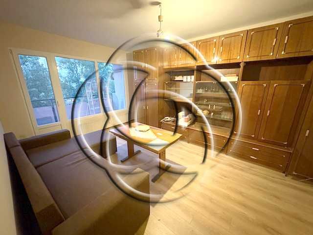 Дава се под наем Тристаен апартамент в София, Света Троица - 67 кв.м за 525 € - Снимка #2