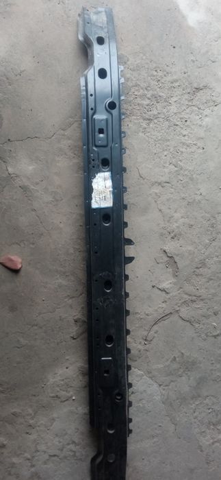 Усилитель бампера