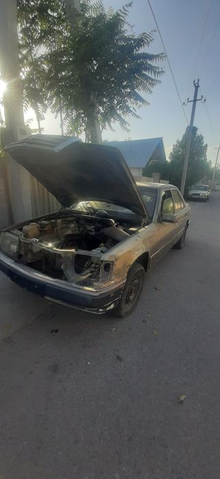 Запчасти на мерс 124